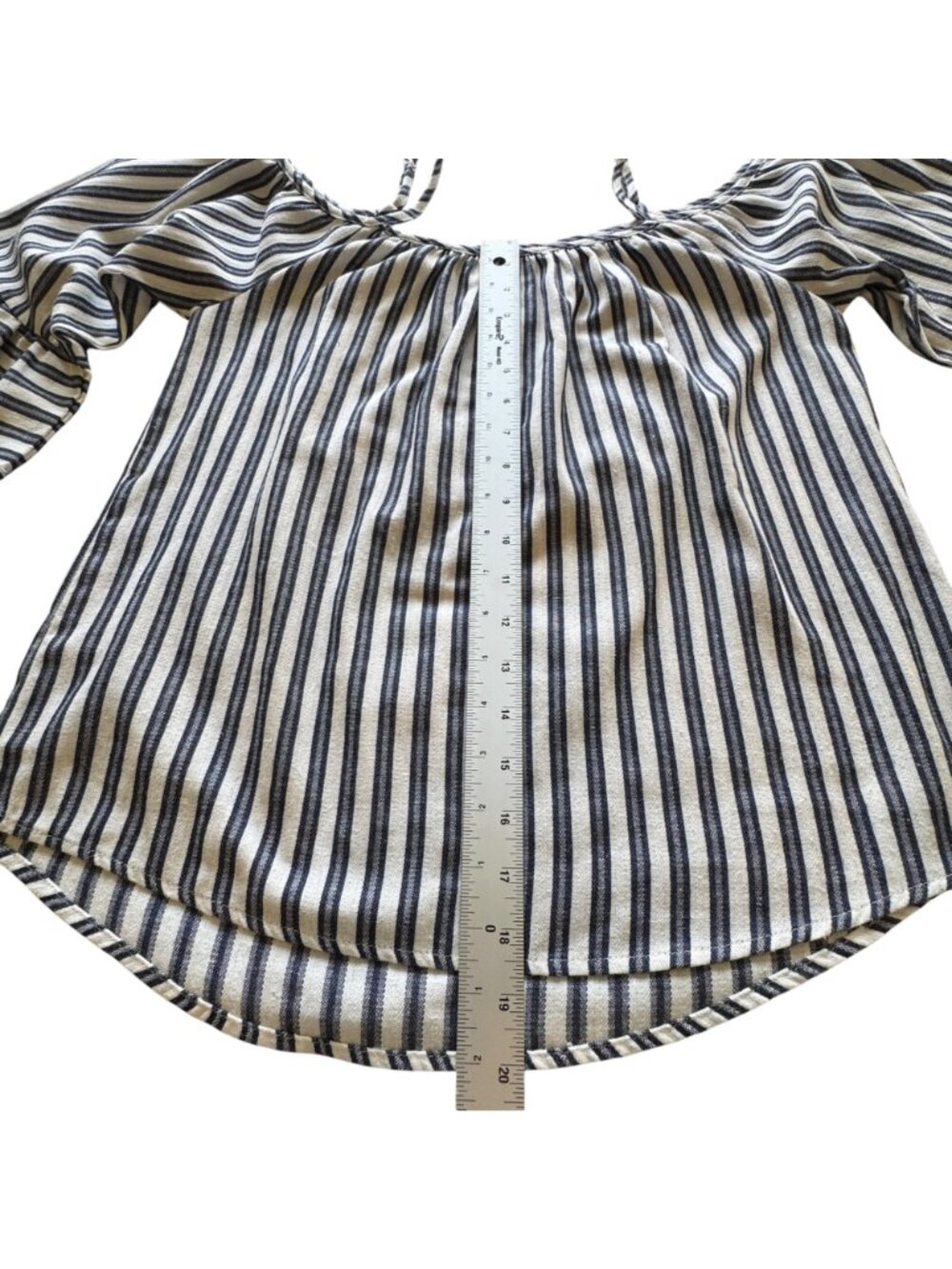 Cold Shoulder Top Women's Size S/P Black White Striped Ruffled Sleeves Cotton - Picture 9 of 12